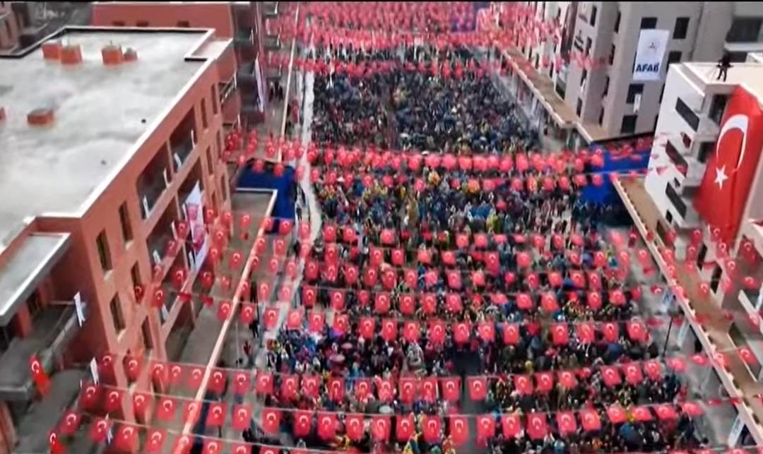 Hatay da 455 bininci konut teslim edildi! Cumhurbaşkanı Erdoğan: "S&ouml;zlerimizi tuttuk, alnımız ak başımız dik" 1