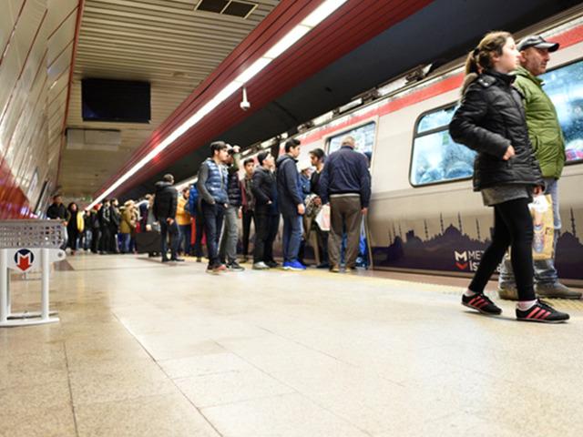 1 Ocak'ta toplu ulaşım &uuml;cretsiz olacak mı? Yılbaşında ek sefer var mı? Otob&uuml;s, metro, tramvay saat ka&ccedil;a kadar olacak?