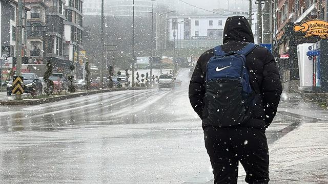 Düzce’de tüm köy yolları trafiğe açık