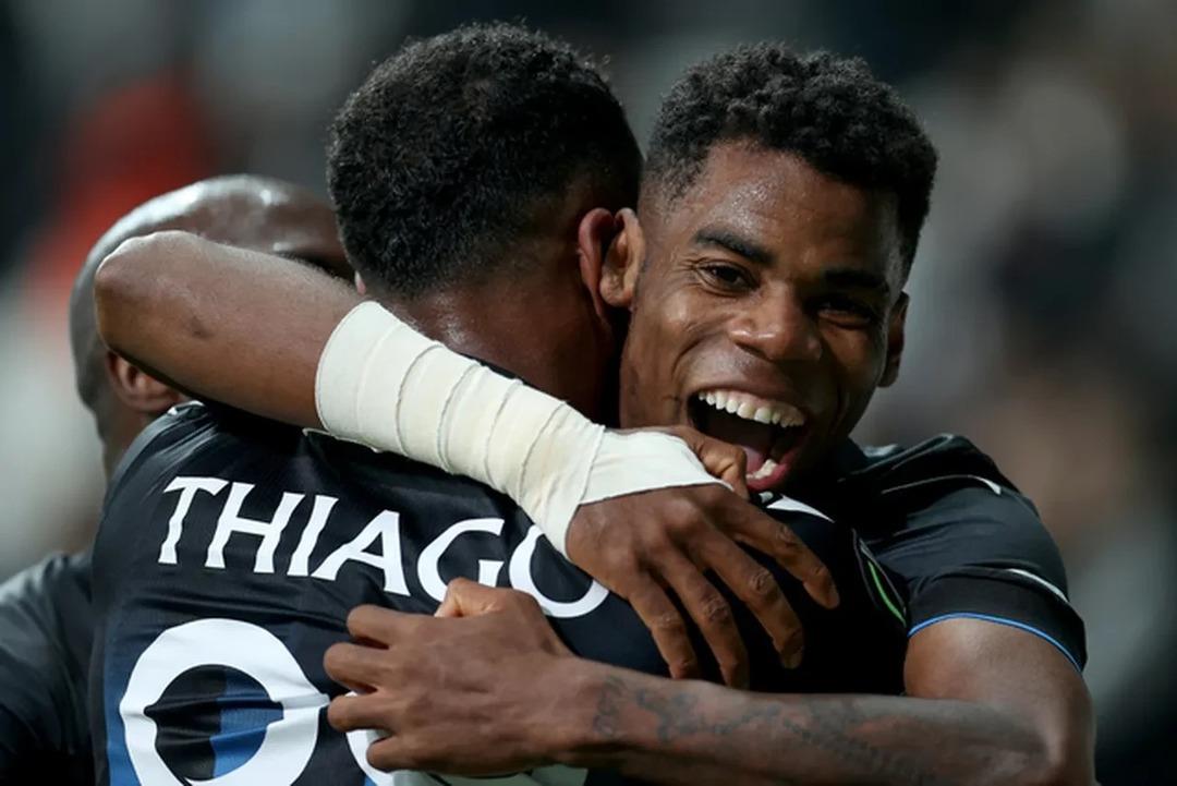 Onyedika da kritik tarih! Okan Buruk un favorisi i&ccedil;in 20 milyon euro 2