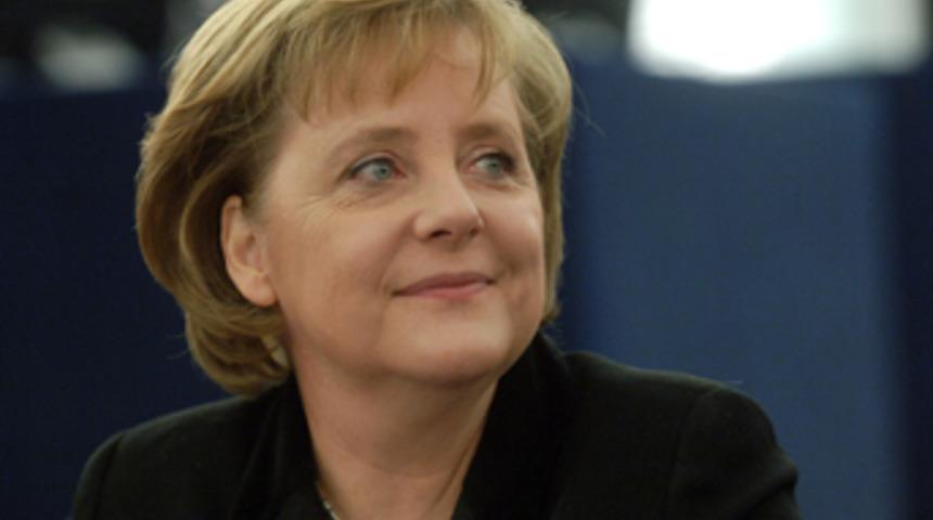Merkel’den uyarı