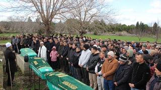 Feci kazada yaşamını yitiren baba, oğul ve torun toprağa verildi