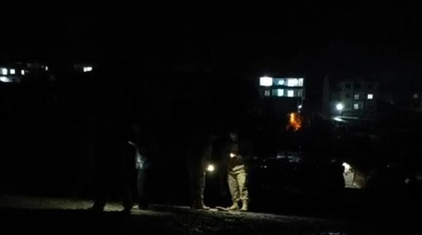 Yer: Diyarbakır! Komşusuna giderken saldırıya uğradı: Yaşam m&uuml;cadelesi veriyor