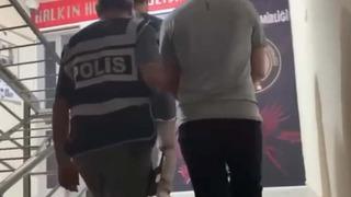 İzmir'de operasyon! Uyuşturucu ticareti yapan baba-oğul gözaltına alındı