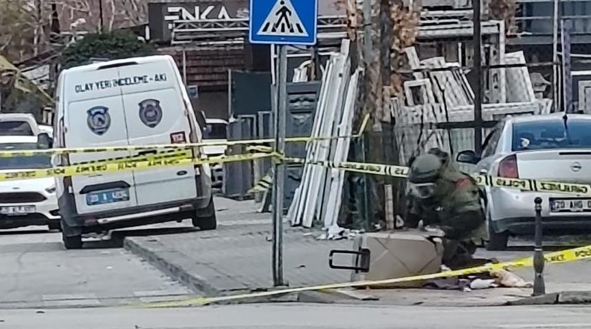 Denizli&rsquo;de ş&uuml;pheli valiz kontroll&uuml; bir şekilde patlatıldı; i&ccedil;inden kıyafetler &ccedil;ıktı