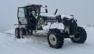 Elazığ'da kapalı k&ouml;y yolu 111 oldu, ekipler alarma ge&ccedil;ti