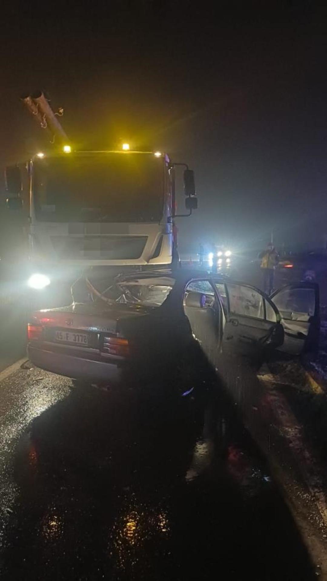 Zonguldak ta kamyon ile otomobil &ccedil;arpıştı: 3 yaralı 2