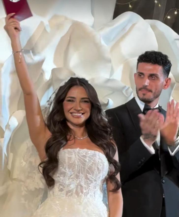 Samet Akaydin ve Hazal Çağlar evlendi! Düğüne ünlü futbolcular akın etti G2