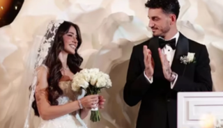 Samet Akaydin ve Hazal &Ccedil;ağlar evlendi! D&uuml;ğ&uuml;ne &uuml;nl&uuml; futbolcular akın etti