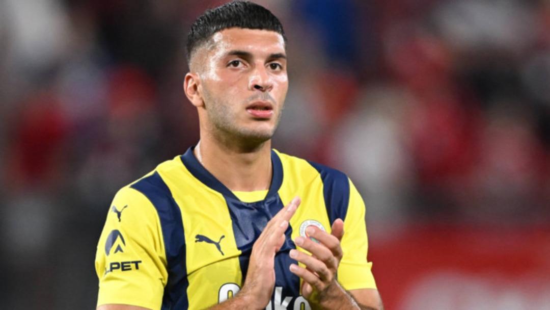 Ara transferde yer yerinden oynayacak! Trabzonspor, Fenerbah&ccedil;e den istiyor: Tekke den Saran a telefon 1