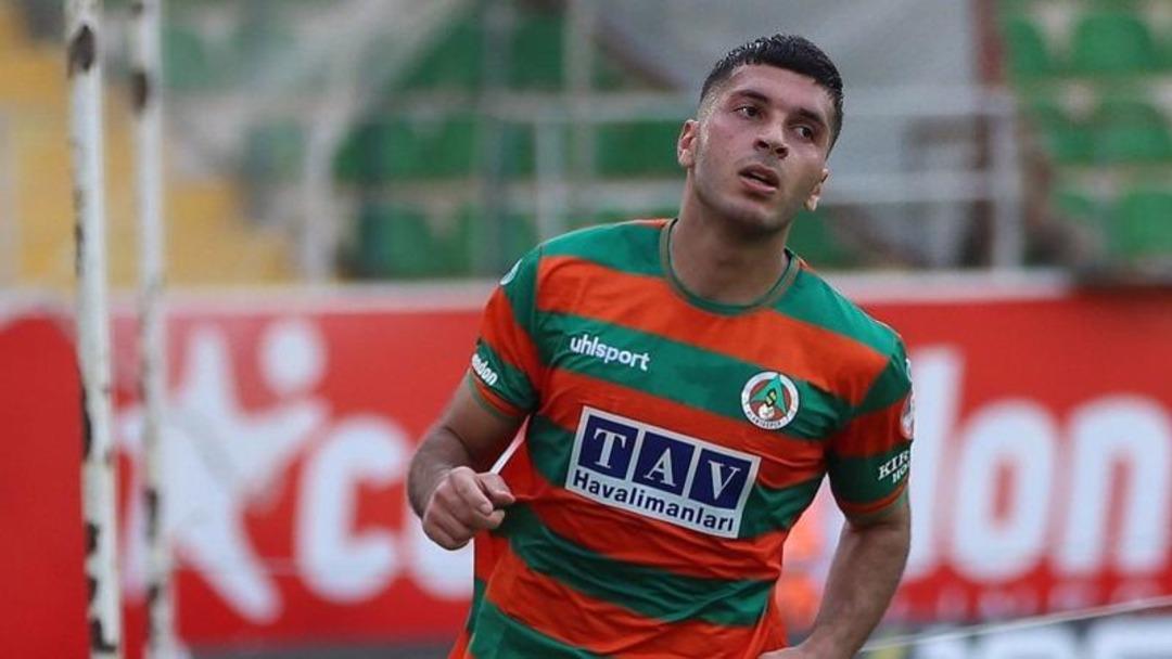 Ara transferde yer yerinden oynayacak! Trabzonspor, Fenerbah&ccedil;e den istiyor: Tekke den Saran a telefon 3