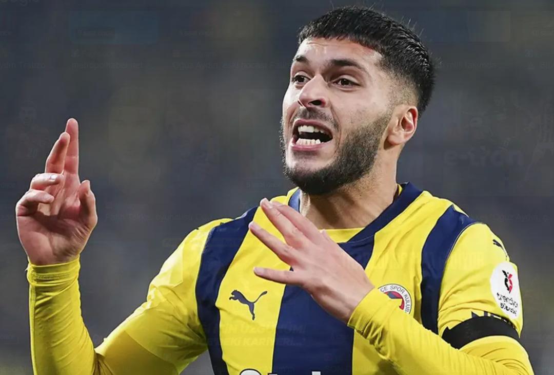 Ara transferde yer yerinden oynayacak! Trabzonspor, Fenerbah&ccedil;e den istiyor: Tekke den Saran a telefon 4
