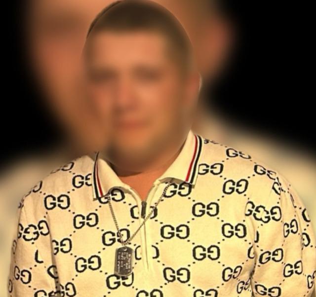 İstanbul un g&ouml;beğindeki otel odasını cephaneliğe &ccedil;evirmişler! Yaşları daha 19, 20... 11