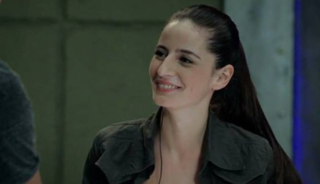 A.B.İ. dizisi i&ccedil;in sa&ccedil;larını kısacık kestirdi