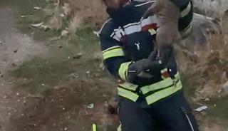 Elazığ&rsquo;da y&uuml;rek ısıtan kurtarma operasyonu