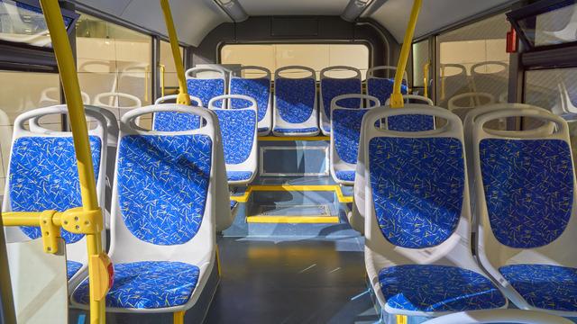 Otobüs ve trenlerde neden koltuk desenleri hep karmaşık ve renkli olur?