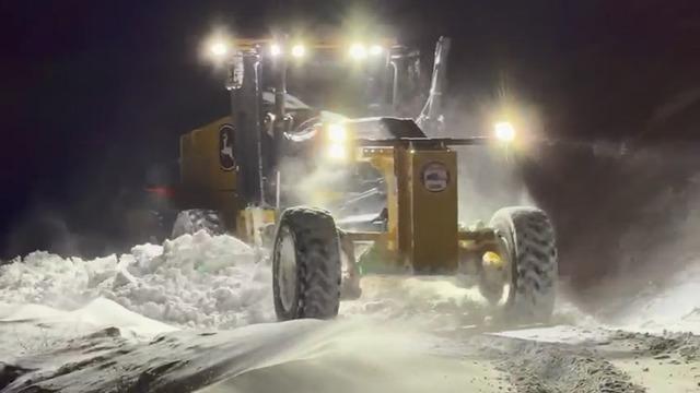 Elazığ’da kapalı 108 köy yolunda çalışmalar sürüyor