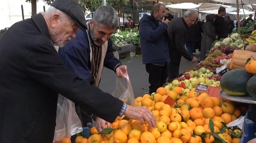 Semt pazarlarında kış yoğunluğu