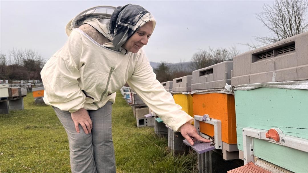 Anne, iki kızına da mesleği &ouml;ğretti  Birlikte &ccedil;alışıyoruz  8