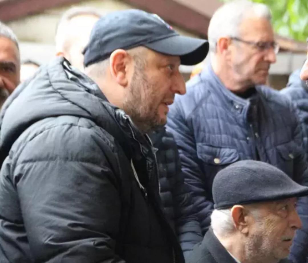 Serkan Keskin annesinden sonra babasını kaybetti! Acı haberle yıkıldı 1