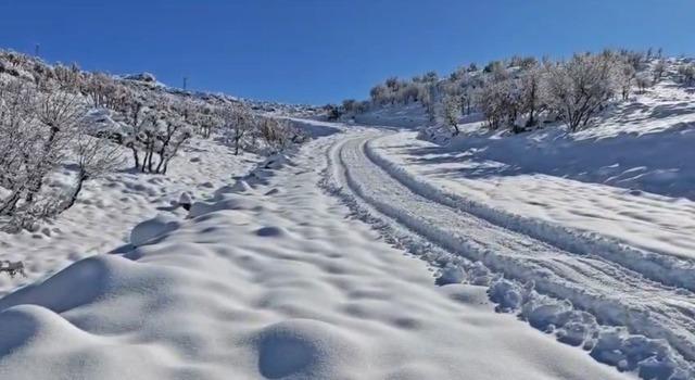 Siirt&rsquo;te kar nedeniyle kapanan yollar a&ccedil;ıldı 2