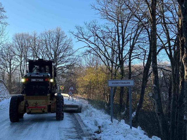 Osmangazi&rsquo;de kar sonrası buzlanmaya karşı seferberlik 2