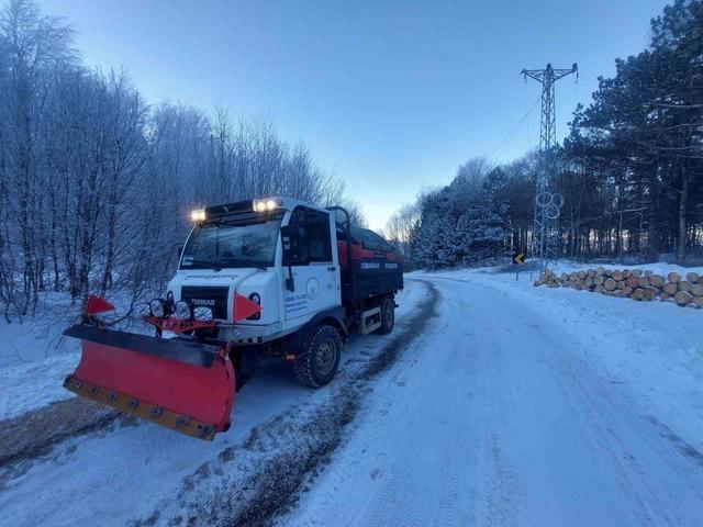Osmangazi&rsquo;de kar sonrası buzlanmaya karşı seferberlik 1