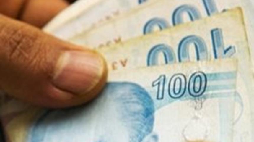 Çalışan kadına ayda 300 TL yardım!