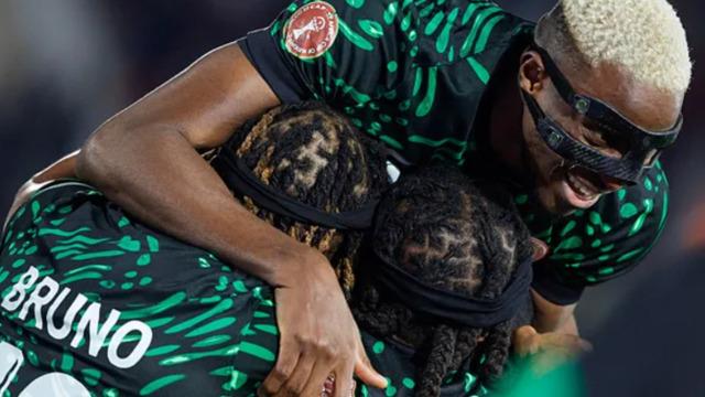 Afrika onu konuşuyor, ne yaptın Osimhen! Durdurulamıyor