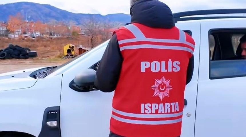 Isparta&rsquo;da 30 aranan şahıs yakalandı