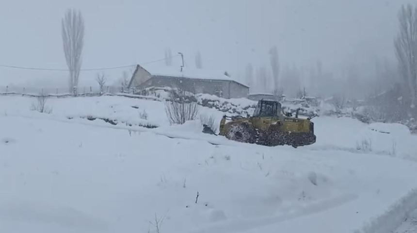 Beyt&uuml;şşebap&rsquo;ta eğitime kar engeli