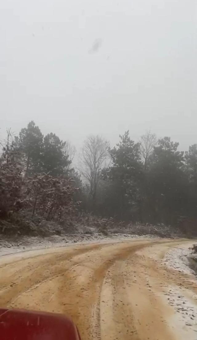 &Ccedil;anakkale&rsquo;de mevsimin ilk karı yağdı 3