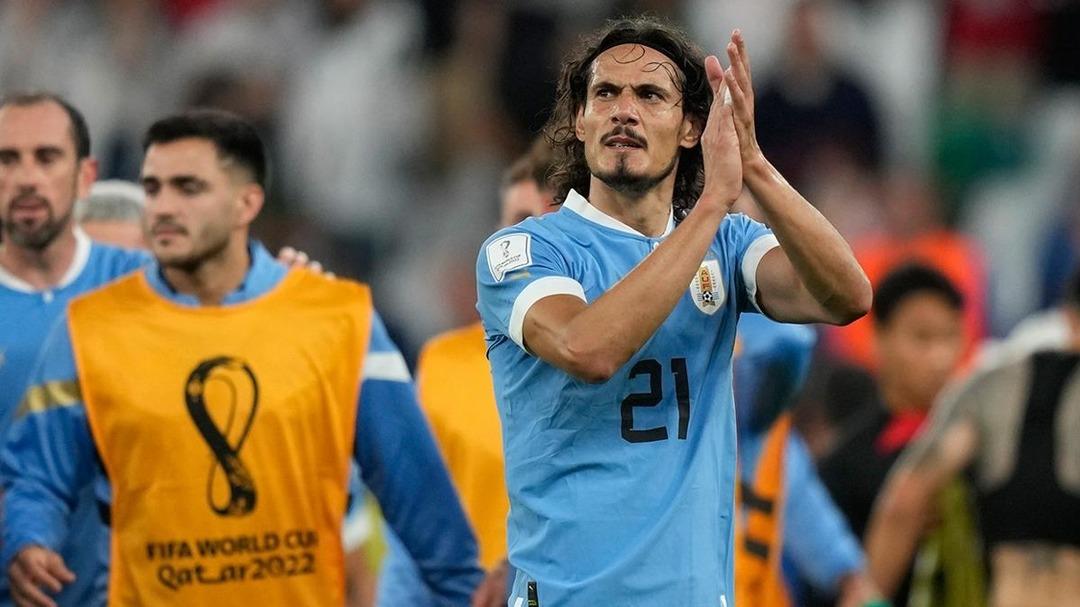 Futbol d&uuml;nyası Edinson Cavani ile elveda dedi: İşte o duygu y&uuml;kl&uuml; mesaj 1