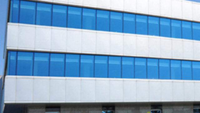 Yıldız sattı, Gözde aldı