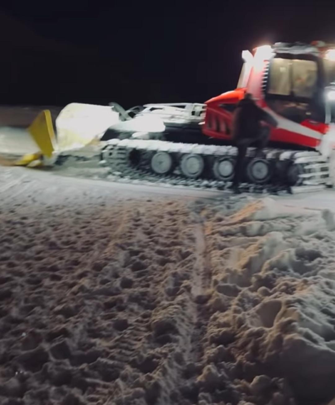 Somer Sivrioğlu, gen&ccedil; sevgilisine evlilik teklif etti! Didem Belen kimdir? 3