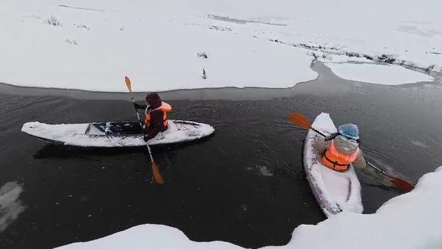 Tokat-Ordu sınırında donan mendereslerde kano yaptılar