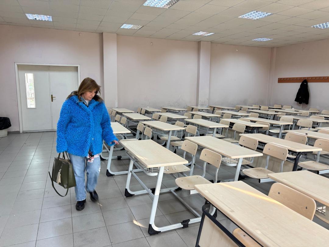 Annesi i&ccedil;in bekledi: 53 yaşında iki &uuml;niversite &ouml;ğrencisi oldu! 3