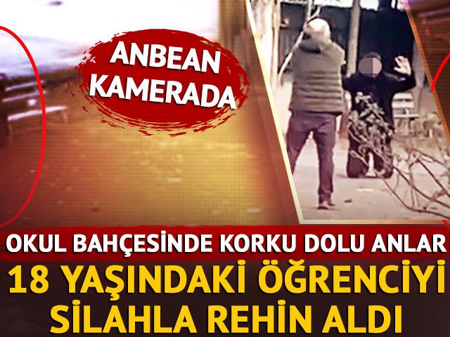 Okul bah&ccedil;esinde korku dolu anlar! Kızını rahatsız ettiğini &ouml;ne s&uuml;rd&uuml;, silahla rehin aldı