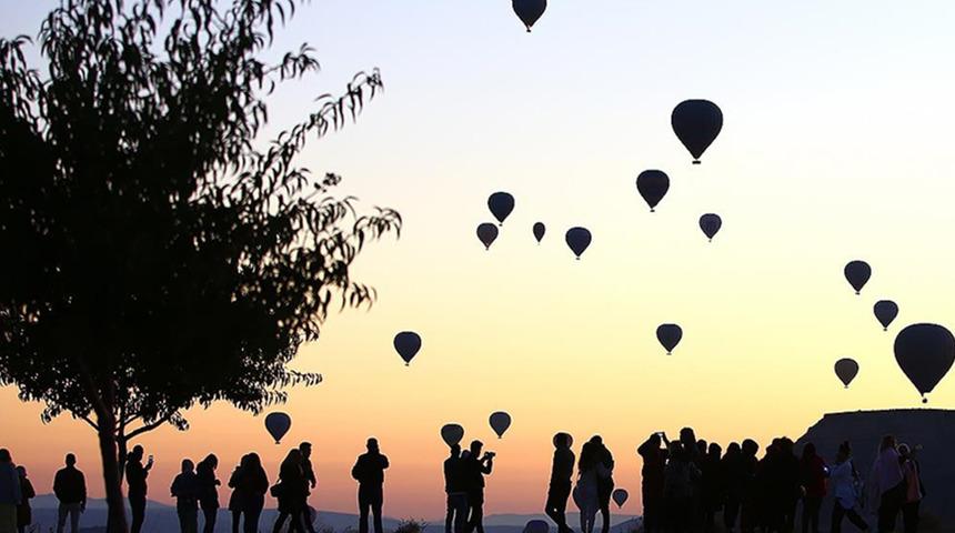 Turizm ekonomiye damga vurdu! Turizm t&uuml;ketimi 2024'te 3.8 trilyon lirayı aştı