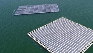 Elektrik Piyasası Lisans Y&ouml;netmeliğinde y&uuml;zer GES'lerin tanımı g&uuml;ncellendi