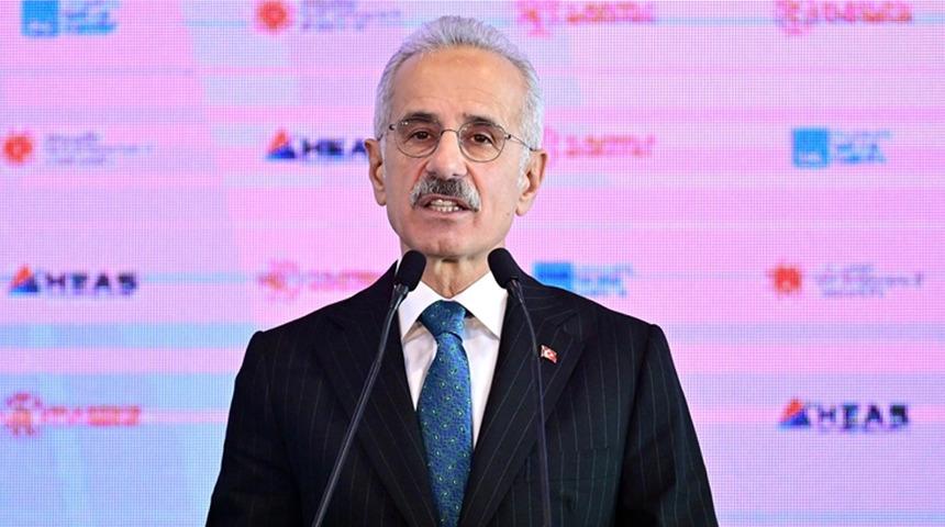 Bakan Uraloğlu: ''&Uuml;lkemizi d&uuml;nyanın en geniş u&ccedil;uş ağına sahip &uuml;lkelerinden birisi haline getirdik''