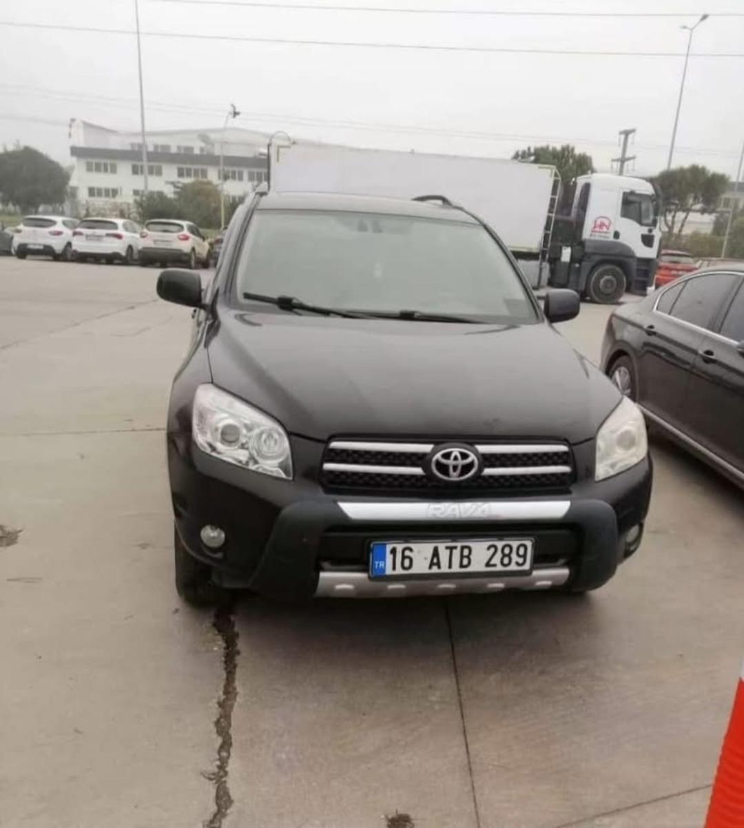 Sevgilisiyle tartışan gen&ccedil; kadın sırra kadem bastı! Kampı terk ara&ccedil;la terk etmiş 1