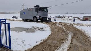 Kardan kapanan yolu TOMA açtı