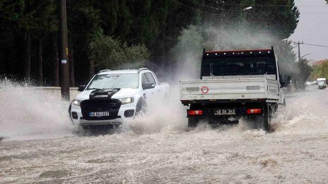 Bodrum, Marmaris ve Datça’ya kuvvetli yağış uyarısı