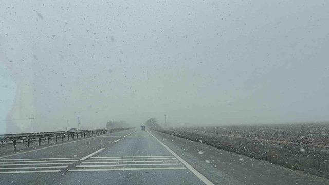 Tipi ve sis s&uuml;r&uuml;c&uuml;lere zor anlar yaşattı 1