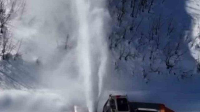 Tunceli’de 76 köy yolu ulaşıma açıldı, 59 köy yolunda çalışmalar devam ediyor