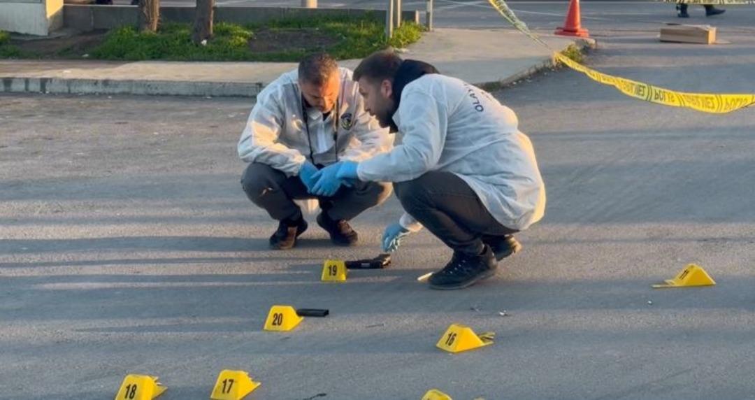 Sultangazi de dehşet! Takip ettiği &ccedil;ocuğa ateş etti, yolda y&uuml;r&uuml;yen kişiyi vurdu! 4