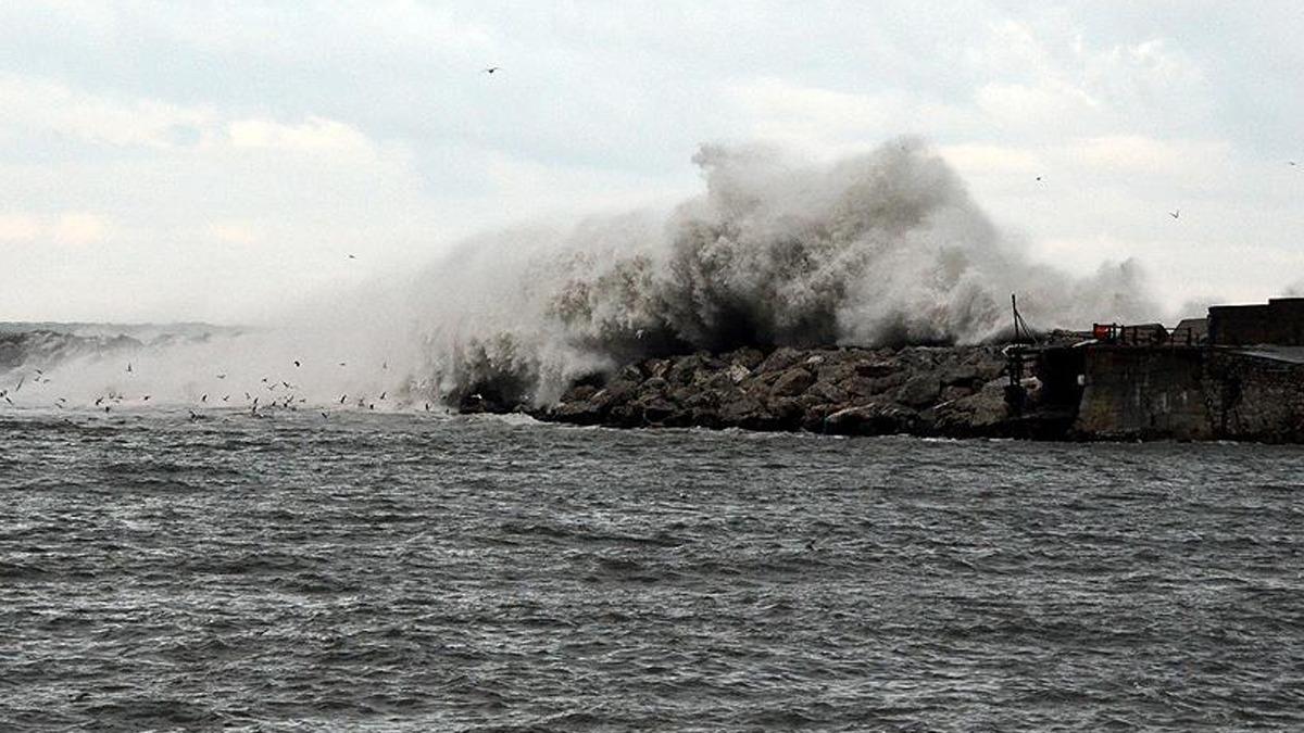 Fırtına alarmı! Önce Meteoroloji sonra İstanbul Valiliği uyardı... Sefer iptalleri var - Mynet Yaşam