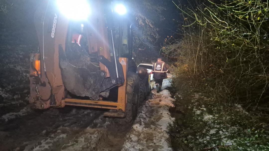 Kiralık ev ararken mahsur kaldılar: 2 ay &ouml;nce gelmişlerdi 4