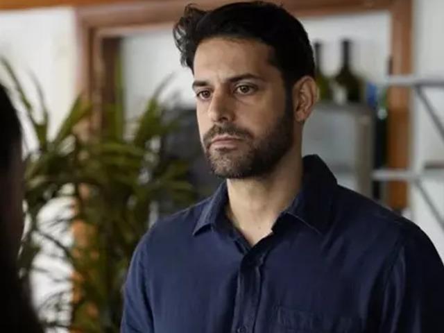 &Uuml;nl&uuml; oyuncu sessiz sedasız evlendi! İşte d&uuml;ğ&uuml;n karesi